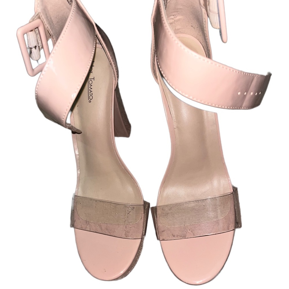 Heels - Picture 3 of 3